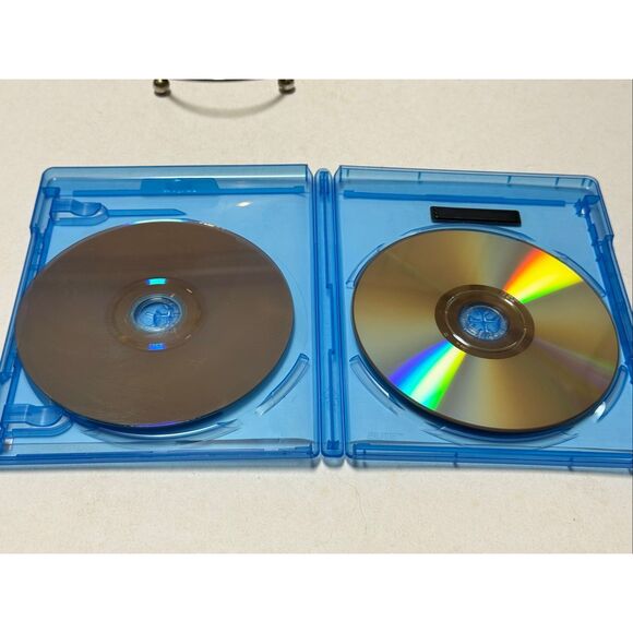 Despicable Me 2 (Blu-ray + DVD + Digital) - Picture 6 of 6